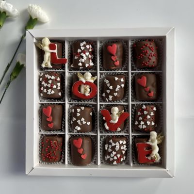 Набор маршмеллоу в молочном шоколаде Love